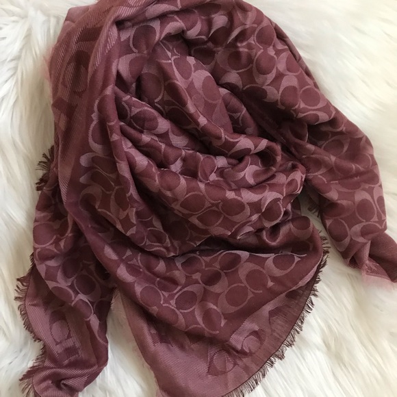 ✨New Coach Dry Rose Pink Signature Logo Scarf - Picture 2 of 5